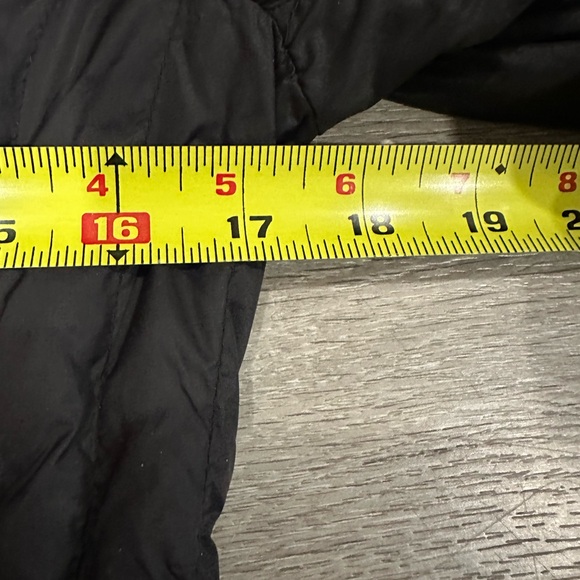 Women’s Michael KORS Black Packable Down Fill Puffer Jacket, Size Small. - Picture 8 of 13